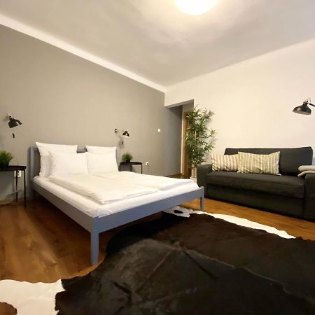 בודפשט Budget Apartment By Hi5- Karoly 16 מראה חיצוני תמונה
