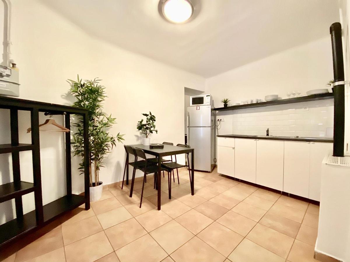 בודפשט Budget Apartment By Hi5- Karoly 16 מראה חיצוני תמונה